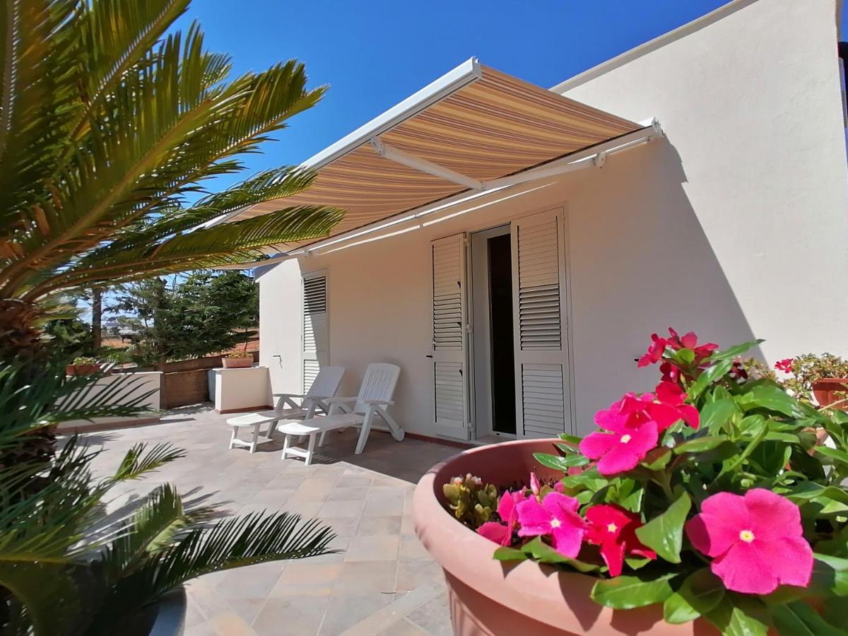 Casa Vacanze Villa Tropia Camastra Exterior photo