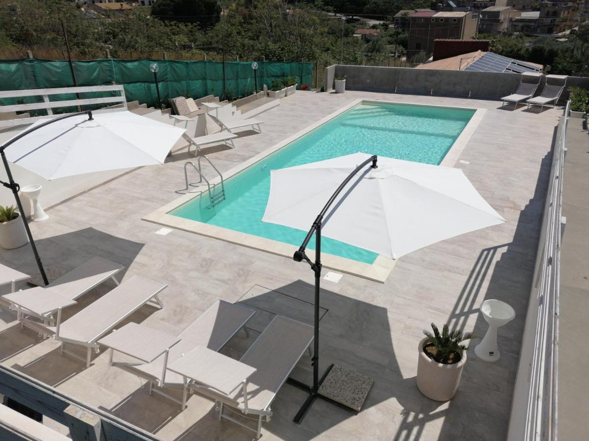 Casa Vacanze Villa Tropia Camastra Exterior photo